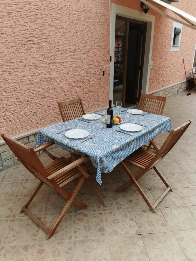 Apartments Darinka بوريتش المظهر الخارجي الصورة